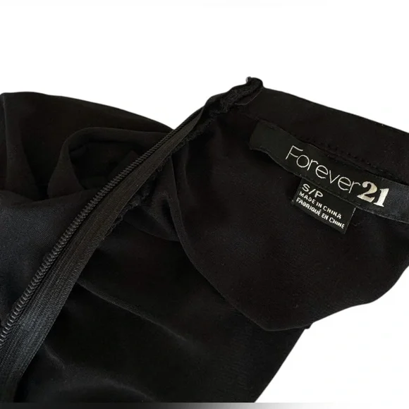 🛍️SALE🛍️ Forever 21 Jeweled Neckline Black Mini Dress - Picture 8 of 9